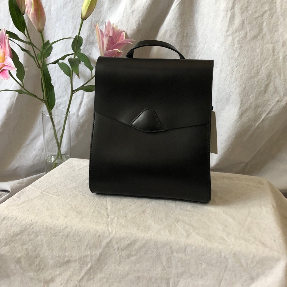 VereVerto Mini Macta Convertible Leather Backpack - Picture 2 of 16